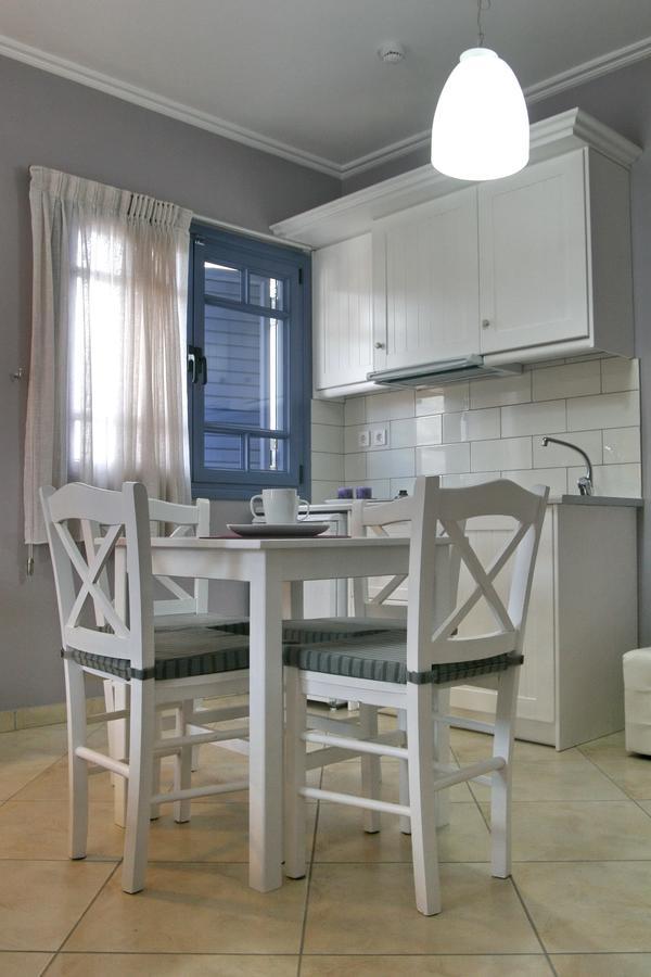 Boutique Hotel Iasmos Trizónia Kültér fotó