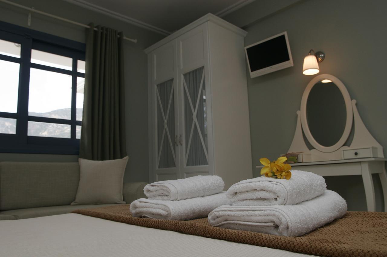 Boutique Hotel Iasmos Trizónia Kültér fotó