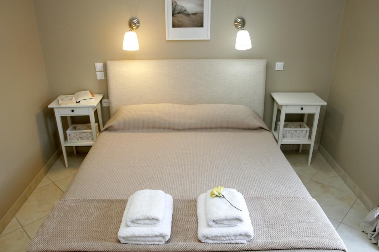Boutique Hotel Iasmos Trizónia Kültér fotó