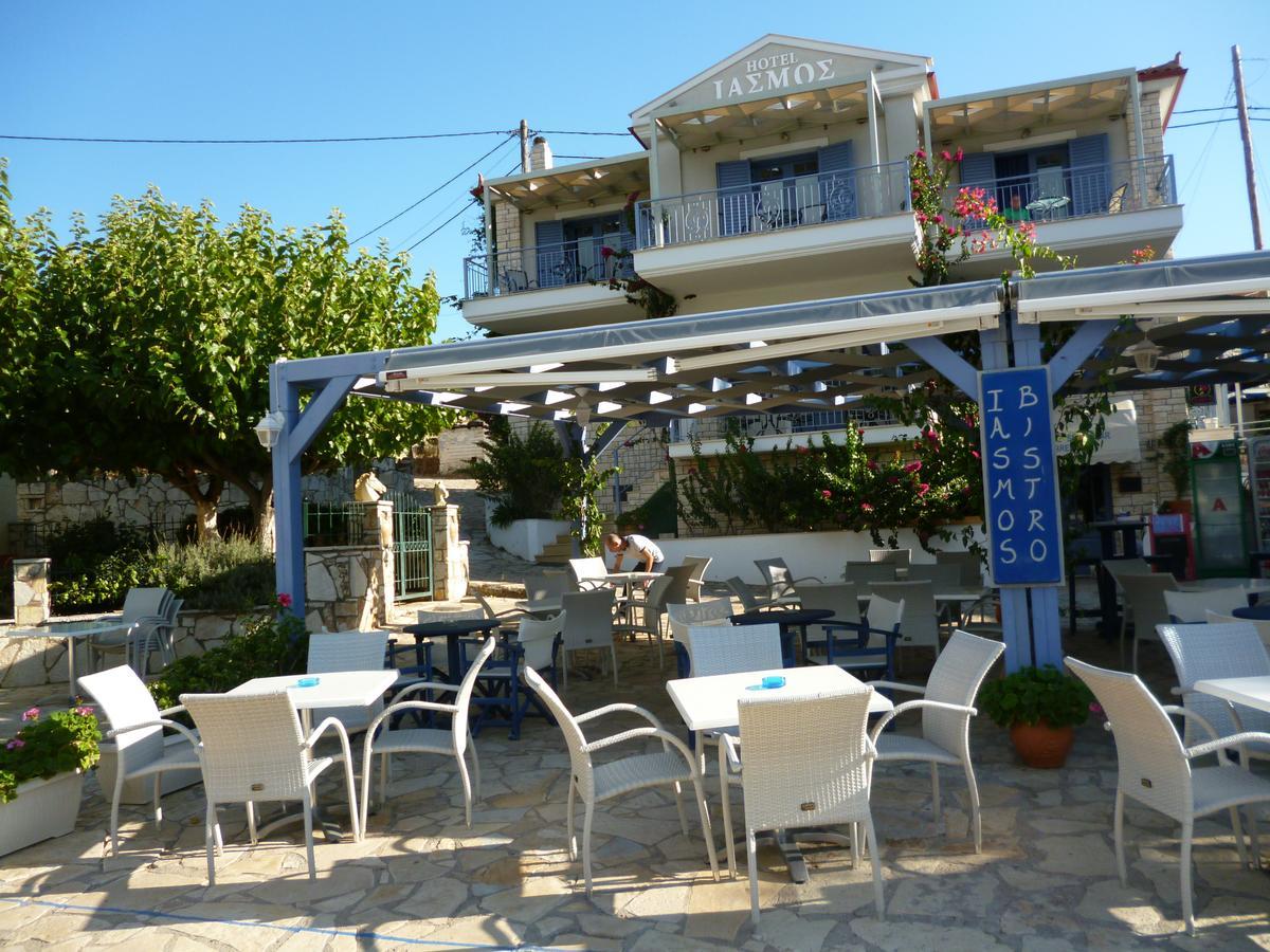Boutique Hotel Iasmos Trizónia Kültér fotó